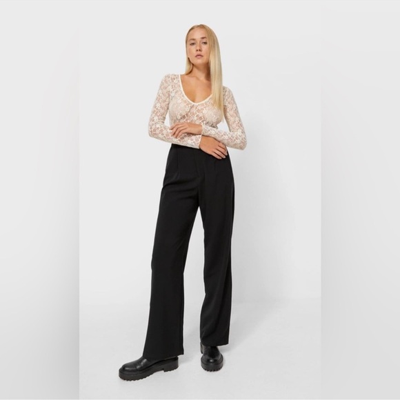 NWT Stradivarius lace long sleeve bodysuit - Picture 4 of 13